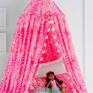 NWT Lilly Pulitzer x Pottery Barn Kids canopy in Tropi Call Me